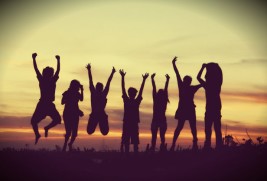 nhung-cau-cham-ngon-hay-ve-tuoi-tre.html